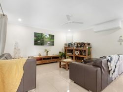 94 Palm Way, Dundowran Beach QLD 4655, Australia