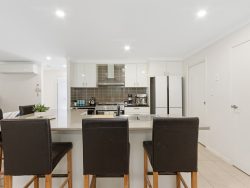 94 Palm Way, Dundowran Beach QLD 4655, Australia