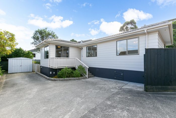 5 Ladbrooke Drive, Newlands, Wellington, 6037, New Zealand