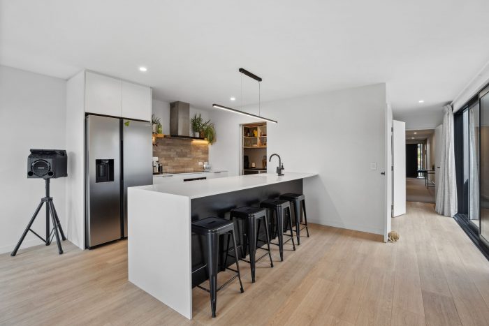 2 Mcneil Crescent, Wanaka, Otago, 9305, New Zealand