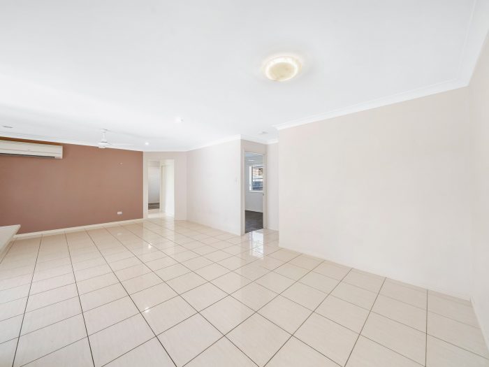 15 Norland St, Warner QLD 4500, Australia