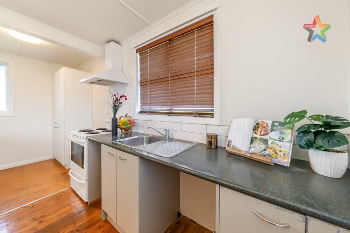 24 Opapa Street, Titahi Bay, Porirua, Wellington, 5022, New Zealand