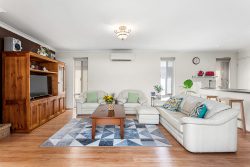 149 Coolamon Blvd, Ellenbrook WA 6069, Australia