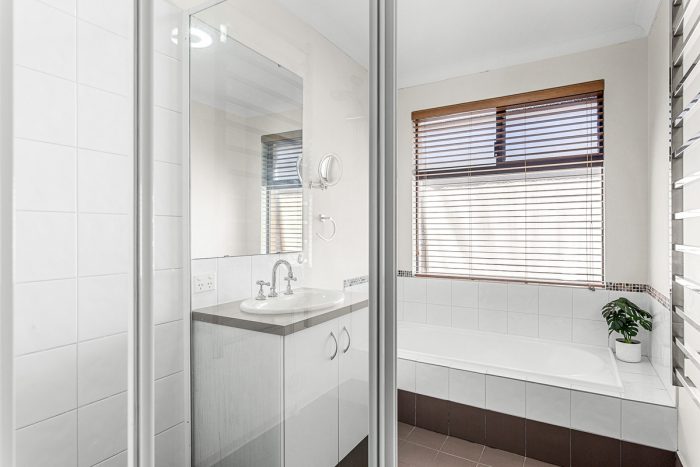 149 Coolamon Blvd, Ellenbrook WA 6069, Australia