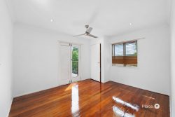25 Shailer Rd, Shailer Park QLD 4128, Australia