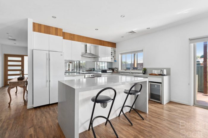 15 Caviar Ct, Miners Rest VIC 3352, Australia