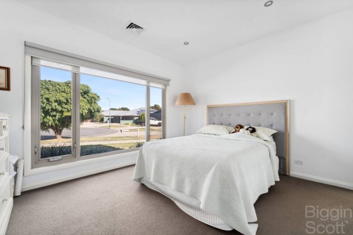 15 Caviar Ct, Miners Rest VIC 3352, Australia