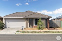 77 Presentation Bvd, Winter Valley VIC 3358, Australia