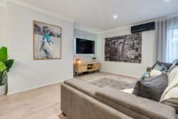 37 Pretty Sally Dr, Wallan VIC 3756, Australia