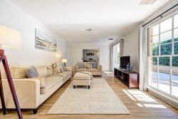 15 Stonecrop Rd, North Turramurra NSW 2074, Australia