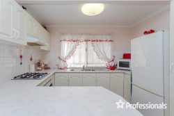 Unit 221/270 S Western Hwy, Mount Richon WA 6112, Australia