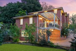 10 Strathmore Parade, Roseville NSW 2069, Australia