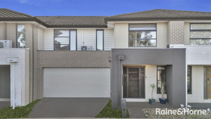 31 Attunga Grove, Werribee VIC 3030, Australia