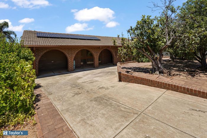 3 Swallow Ave, Modbury Heights SA 5092, Australia