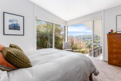 4 Francis Bell Grove, Lowry Bay, Lower Hutt, Wellington, 5013, New Zealand