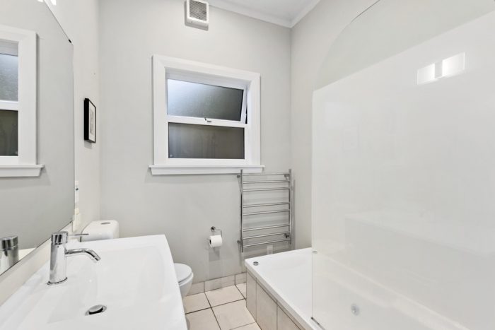 10 Brighton Street, Island Bay, Wellington, 6023, New Zealand