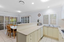 10 Torres Ct, Burleigh Waters QLD 4220, Australia