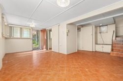 33 Victoria Rd, Woy Woy NSW 2256, Australia