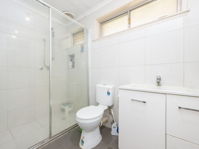 15 Westmorland Cres, Shepparton VIC 3630, Australia