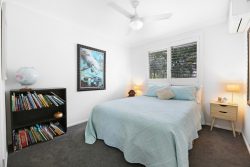 43 Wilkinson Cres, Currumbin Waters QLD 4223, Australia