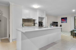 7 Williams Cres, North Lakes QLD 4509, Australia