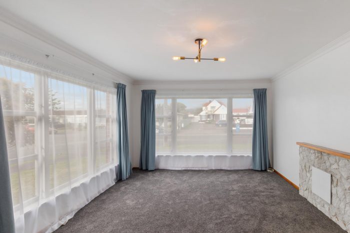 57 Weraroa Road, Levin, Horowhenua, Manawatu / Whanganui, 5510, New Zealand
