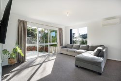 15 Woolwich Close, Whitby, Porirua, Wellington, 5024, New Zealand