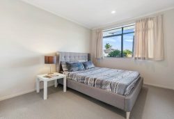 29 Aberdeen Crescent, Wattle Downs, Manukau City, Auckland, 2103, New Zealand