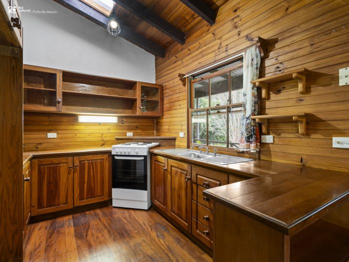 95 Smiths Creek Rd, Uki NSW 2484, Australia