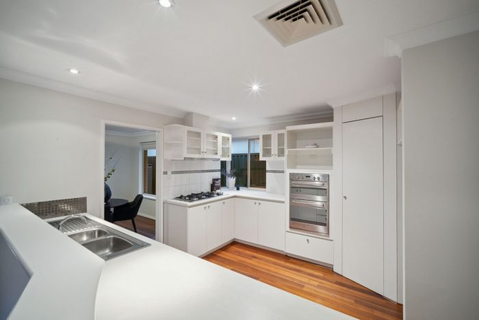 15 Ryrie Ave, Como WA 6152, Australia