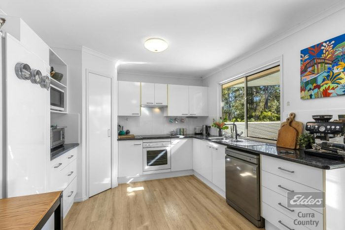 109 Arboreleven Rd, Glenwood QLD 4570, Australia