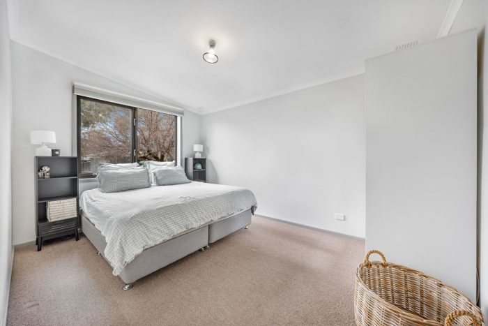 16 Bangalay St, Karabar NSW 2620, Australia