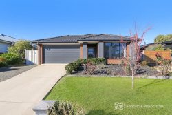 4 Mann Ct, Beechworth VIC 3747, Australia