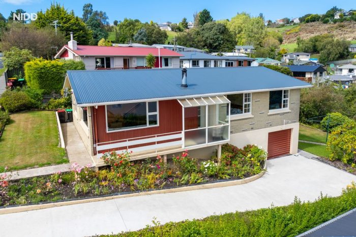 17 Bell Crescent, Concord, Dunedin, Otago, 9018, New Zealand