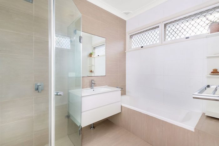 9/10 Valda St, Bexley NSW 2207, Australia