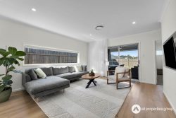 92 Carnarvon St, Yarrabilba QLD 4207, Australia