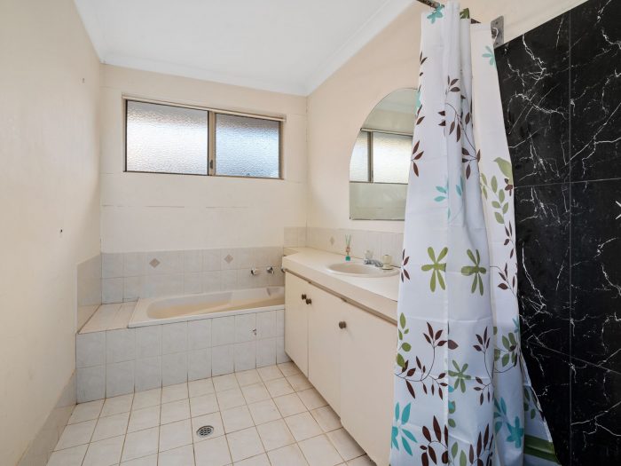 39 Cavalier Cres, Boulder WA 6432, Australia