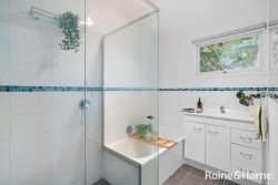 38 Queenscroft St, Chelmer QLD 4068, Australia