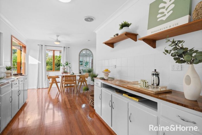 38 Queenscroft St, Chelmer QLD 4068, Australia