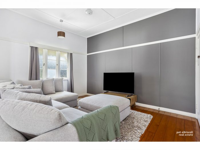 117 Cambridge St, The Range QLD 4700, Australia