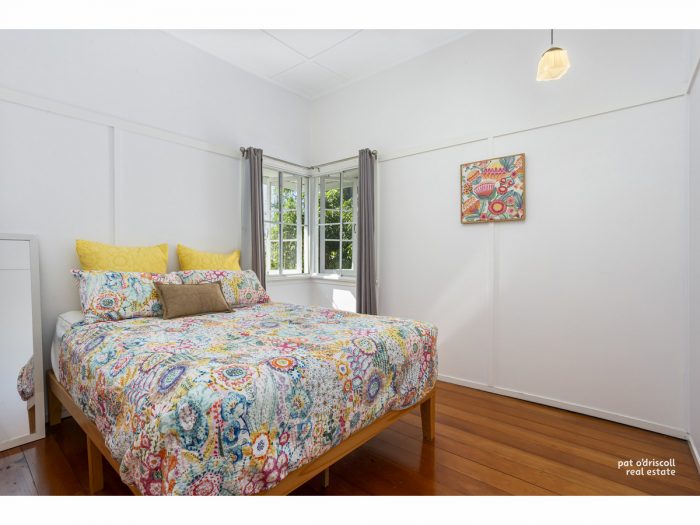 117 Cambridge St, The Range QLD 4700, Australia