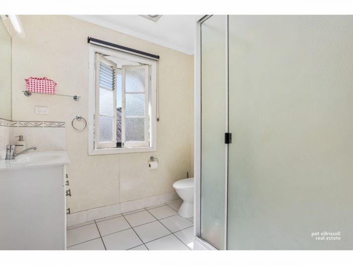 117 Cambridge St, The Range QLD 4700, Australia