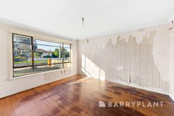 67 Clarke Ave, St Albans VIC 3021, Australia