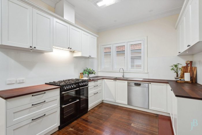 101 Bulong Ave, Redcliffe WA 6104, Australia