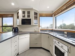 17 Collins Street, Waikouaiti, Dunedin, Otago, 9510, New Zealand