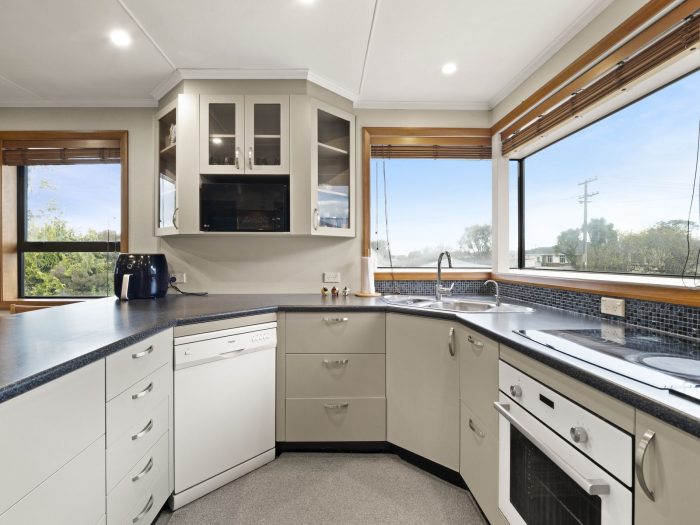 17 Collins Street, Waikouaiti, Dunedin, Otago, 9510, New Zealand