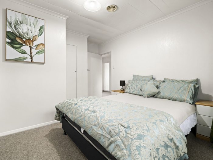 17 Collins Street, Waikouaiti, Dunedin, Otago, 9510, New Zealand