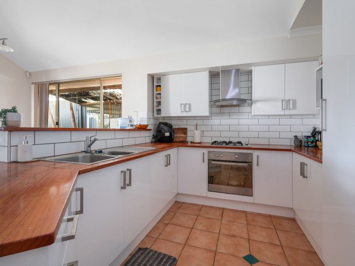 3 Crowley Gardens, Somerville WA 6430, Australia