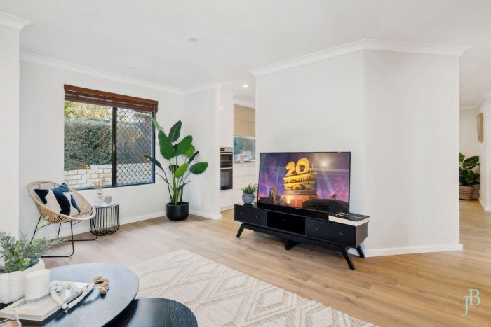 39B Bickley Cres, Manning WA 6152, Australia