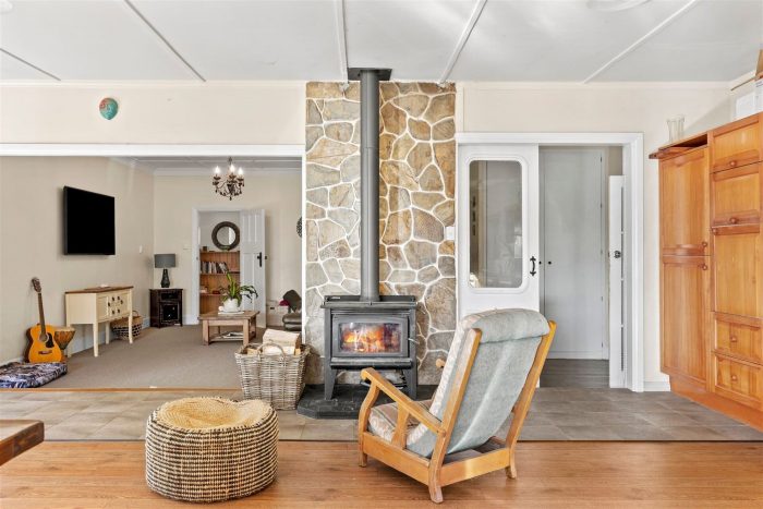 656 East Takaka Road, Golden Bay, Tasman, Nelson / Tasman, 7183, New Zealand